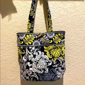 Vera Bradley tote bag